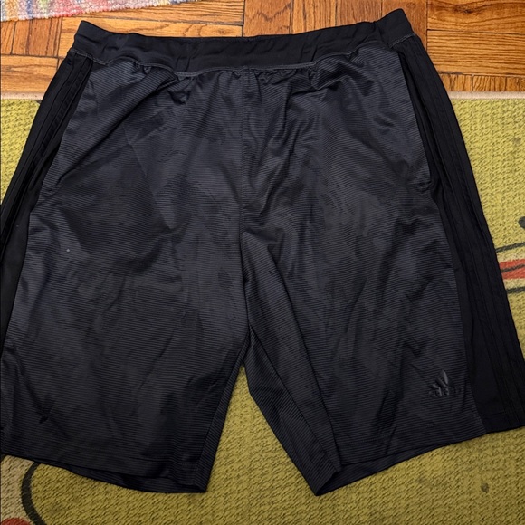 Adidas Dark Gray Climalite Shorts size XL - Picture 1 of 4